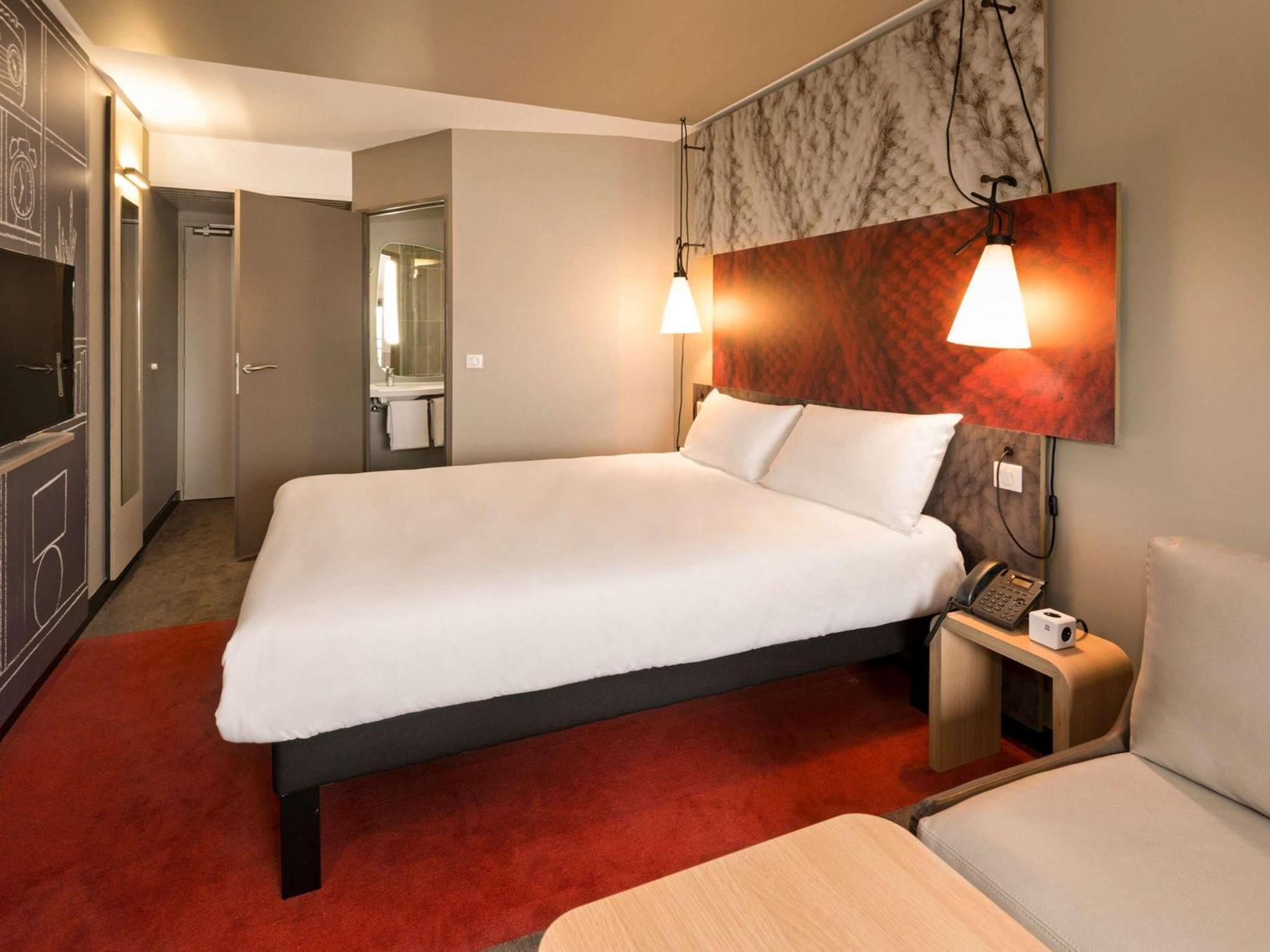 Ibis Bordeaux Centre Bastide Hotel Exterior photo